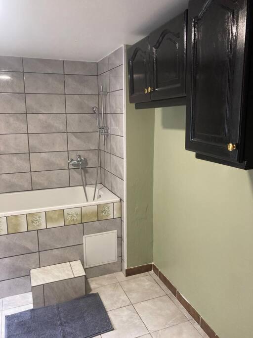 Au Bois D'Epenin - Gite Et Spa Beugin Bagian luar foto