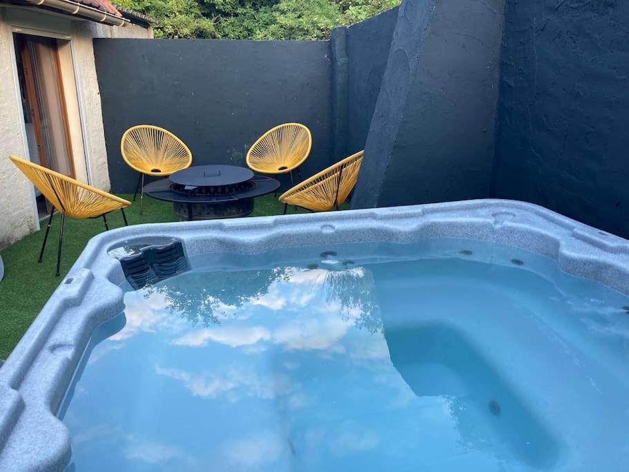 Au Bois D'Epenin - Gite Et Spa Beugin Bagian luar foto